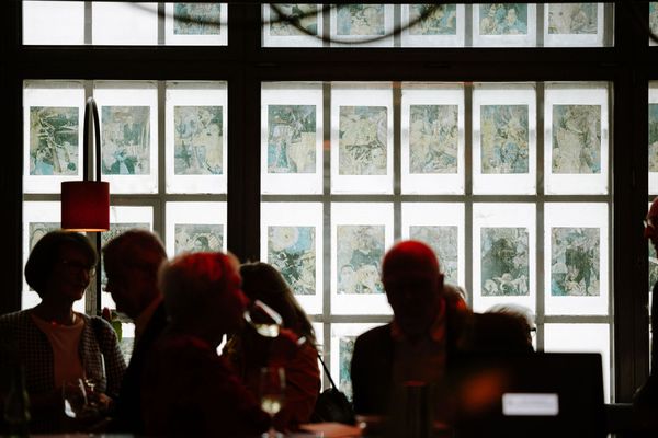 Kundenevent im Papiersaal, Apéro an der Bar, Mood