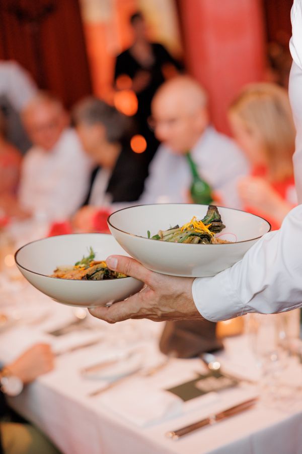 Dinner, Papiersaal, Seated